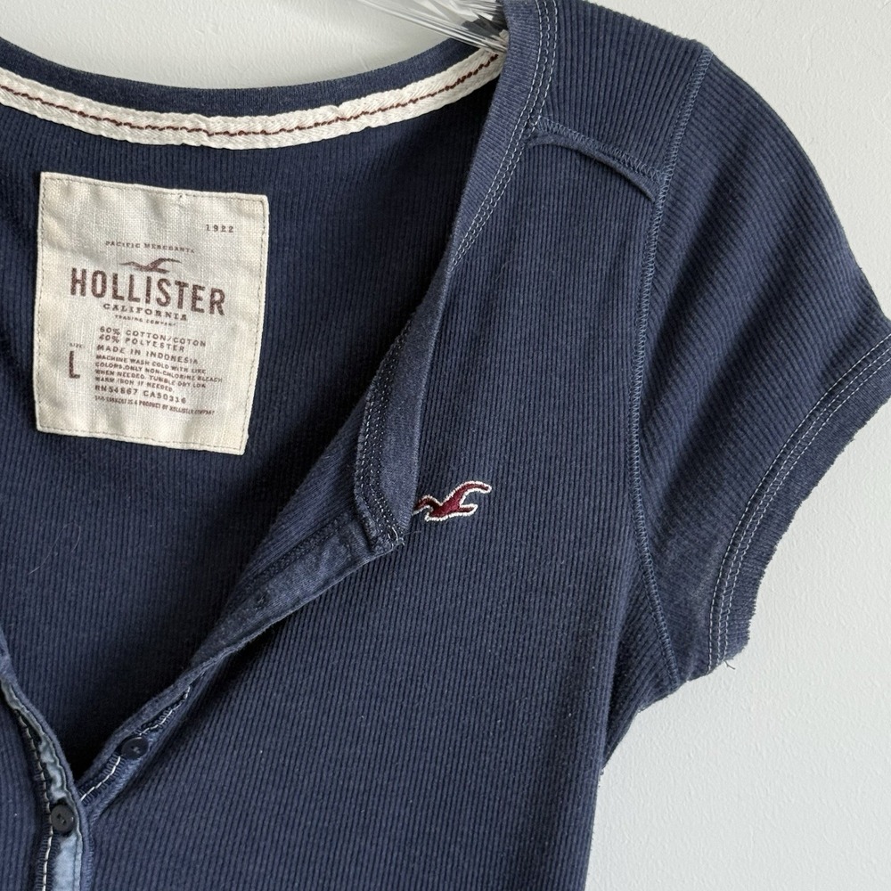 Hollister Vintage Y2K Ribbed Henley Stretch Top Large Fitted Elena Bella